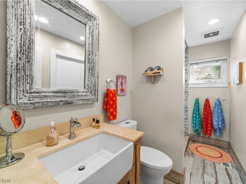 2035 W 11th Street, Cleveland, OH 44113 Photo 31