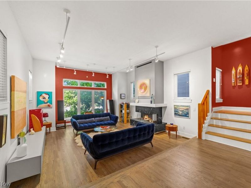 2035 W 11th Street, Cleveland, OH 44113 Photo 4