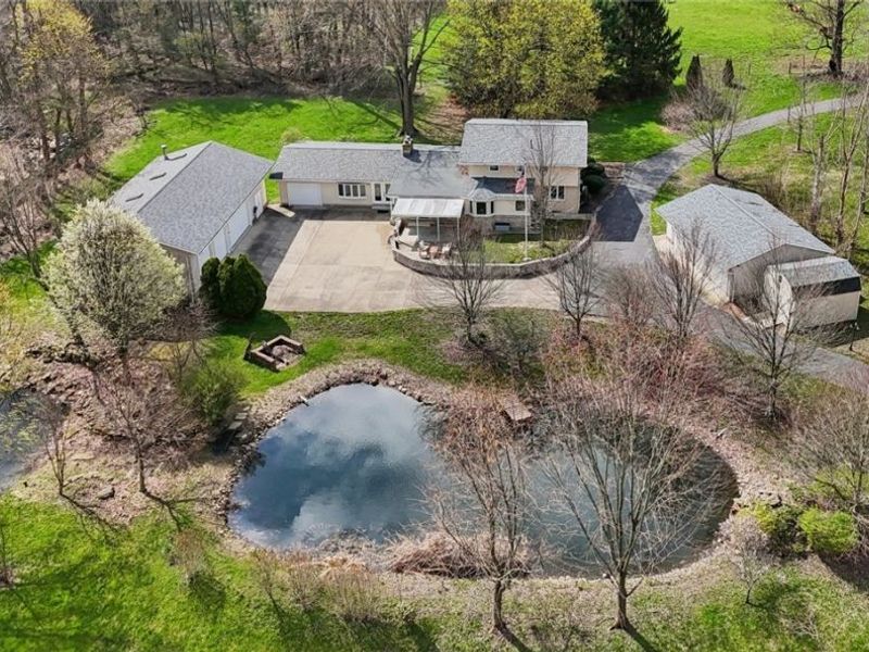 1220 Ben Fulton Avenue NW, North Lawrence, OH 44666 Photo 1