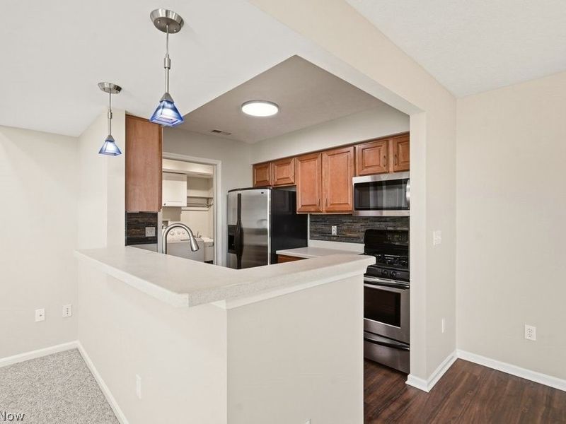 8853 Robinwood Terrace , Macedonia, OH 44056 Photo 15