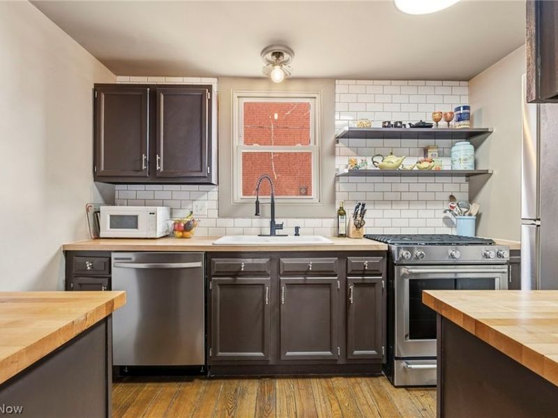 4807 Bridge Avenue, Cleveland, OH 44102 Photo 10