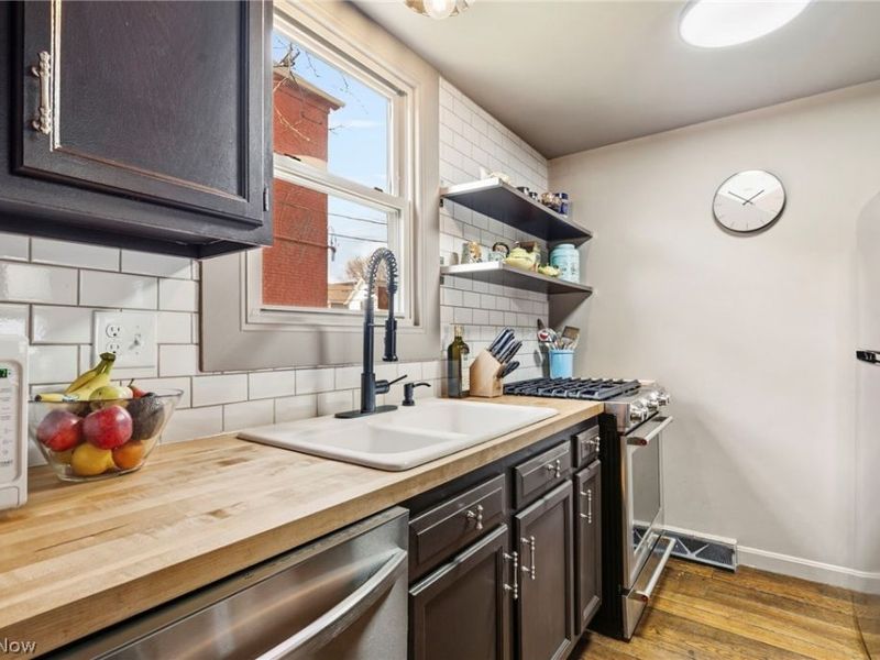 4807 Bridge Avenue, Cleveland, OH 44102 Photo 11