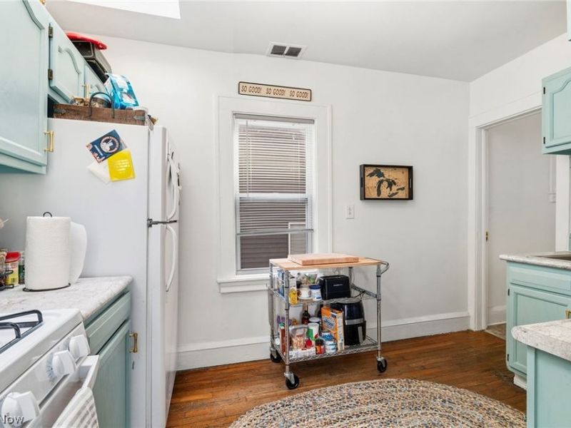 4807 Bridge Avenue, Cleveland, OH 44102 Photo 32