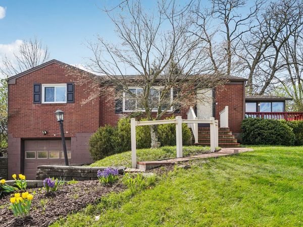 139 Peters Drive, Glenshaw, PA 15116