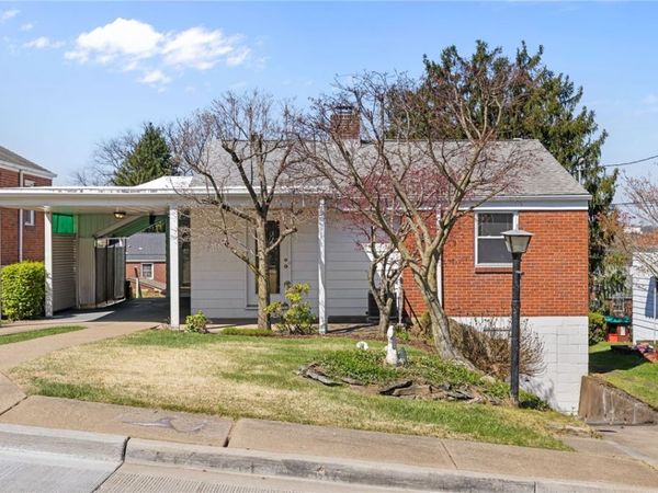 926 Gladys Ave, Pittsburgh, PA 15216