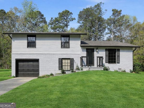 8977 Dorsey Road, Riverdale, GA 30274