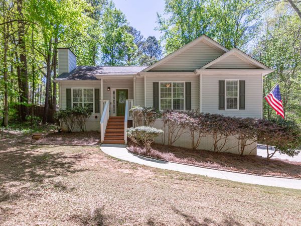 230 Winchester Drive, Sharpsburg, GA 30277