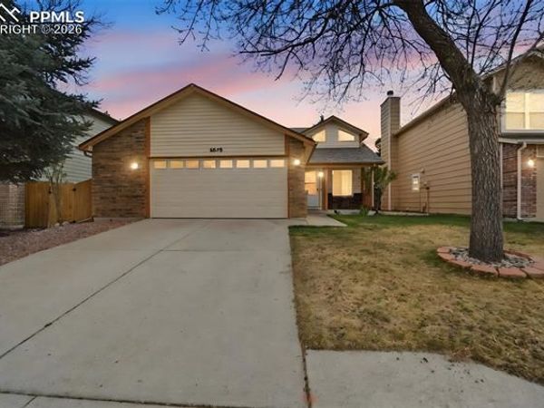 6858 Sproul Lane, Colorado Springs, CO 80918