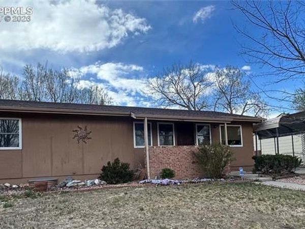 3708 Windflower Circle, Colorado Springs, CO 80918