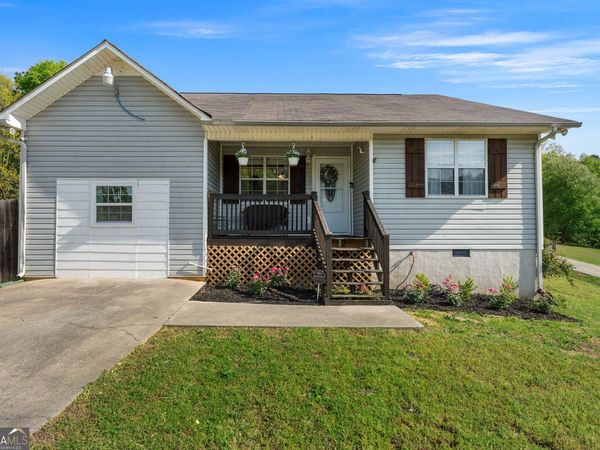 352 Buck Boulevard SE, Calhoun, GA 30701