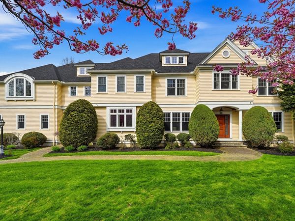 8 Porter Lane, Lexington, MA 02420