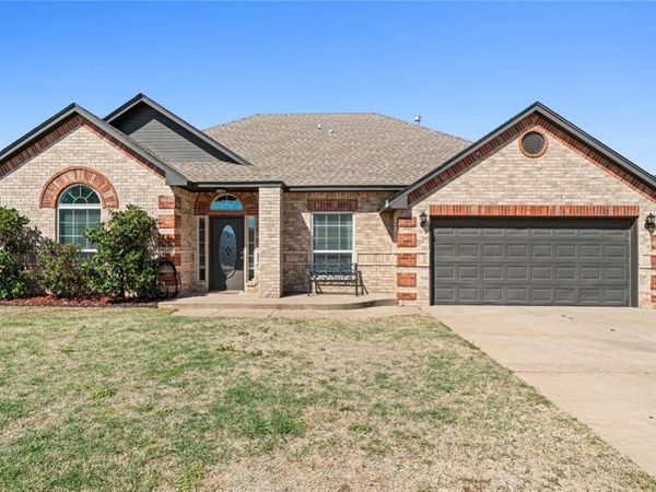 713 N Cherokee Way, Mustang, OK 73064