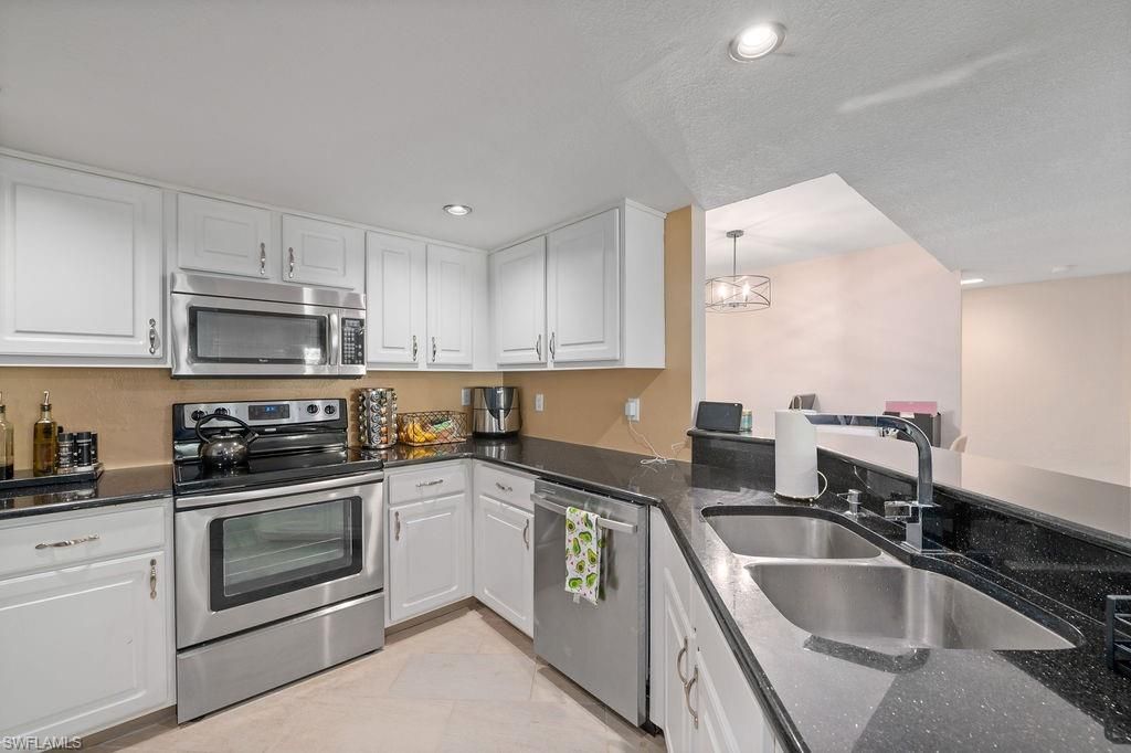 3180 Seasons Way, Unit 915, Estero, FL 33928 Photo