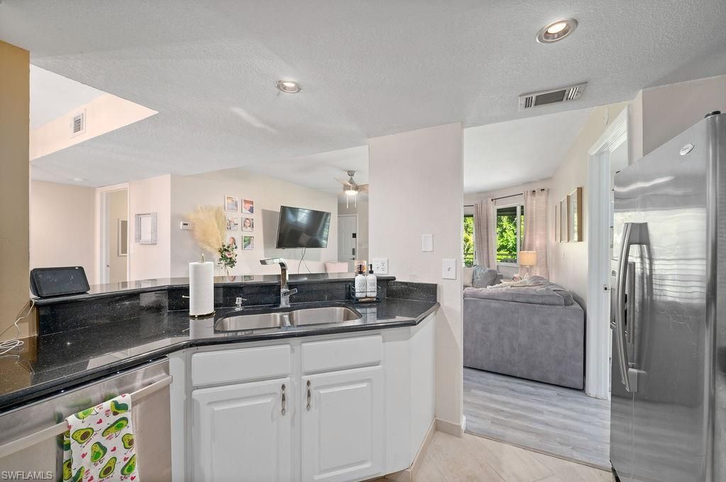 3180 Seasons Way, Unit 915, Estero, FL 33928 Photo