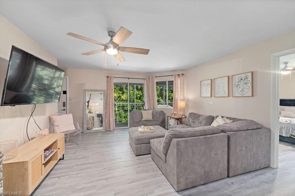 3180 Seasons Way, Unit 915, Estero, FL 33928 Photo