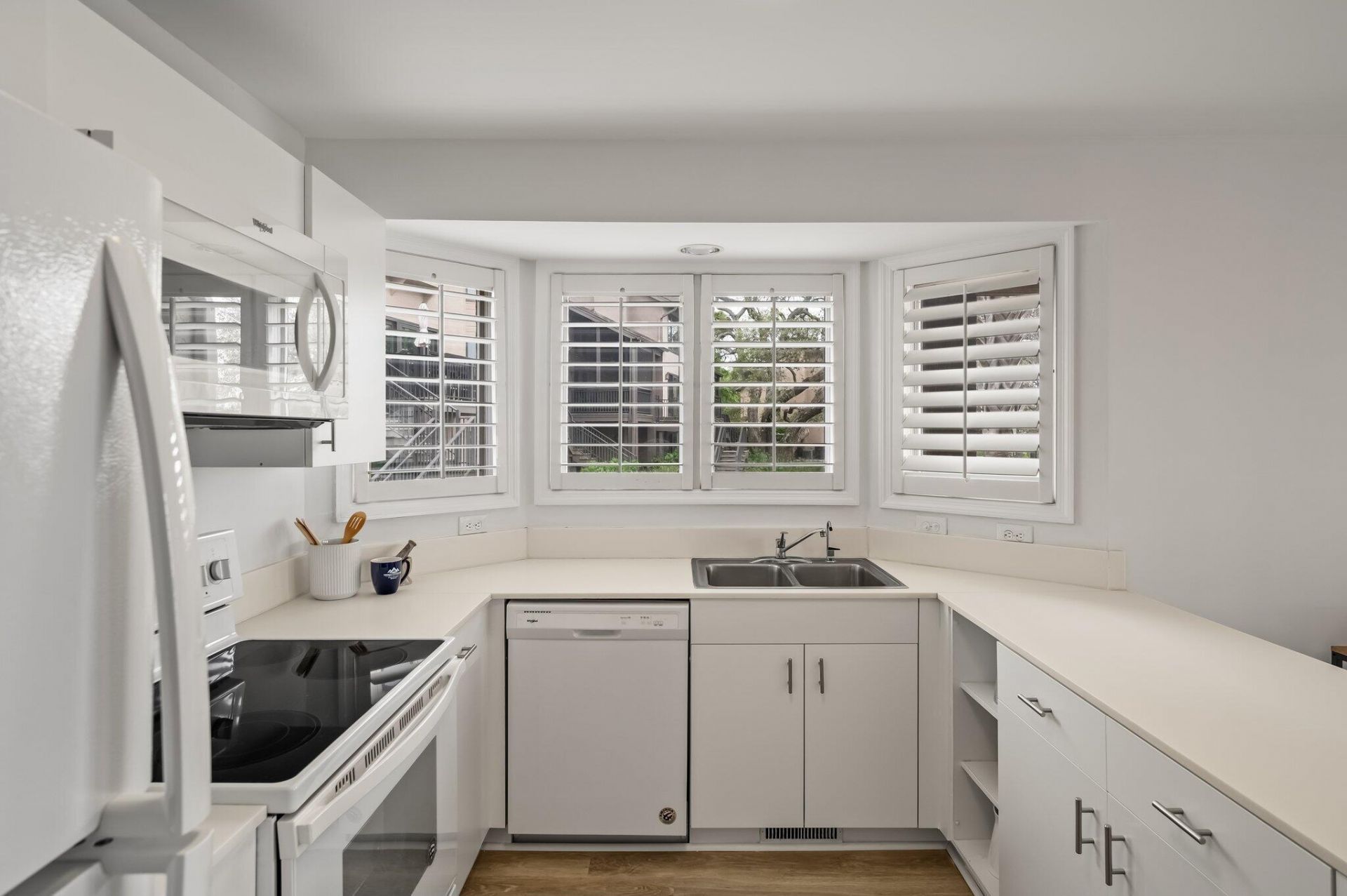 1931 Marsh Oak Lane Photo 17