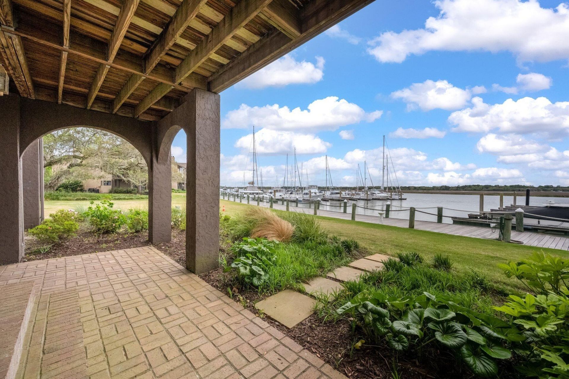 1931 Marsh Oak Lane Photo 28