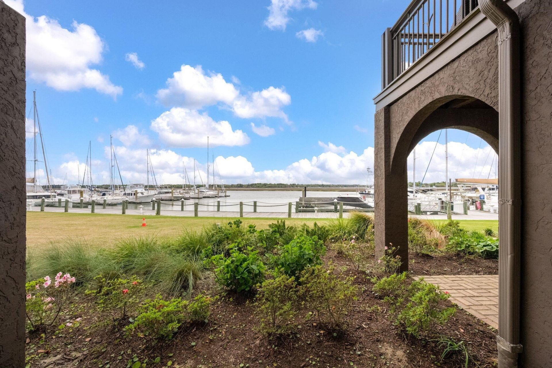 1931 Marsh Oak Lane Photo 29