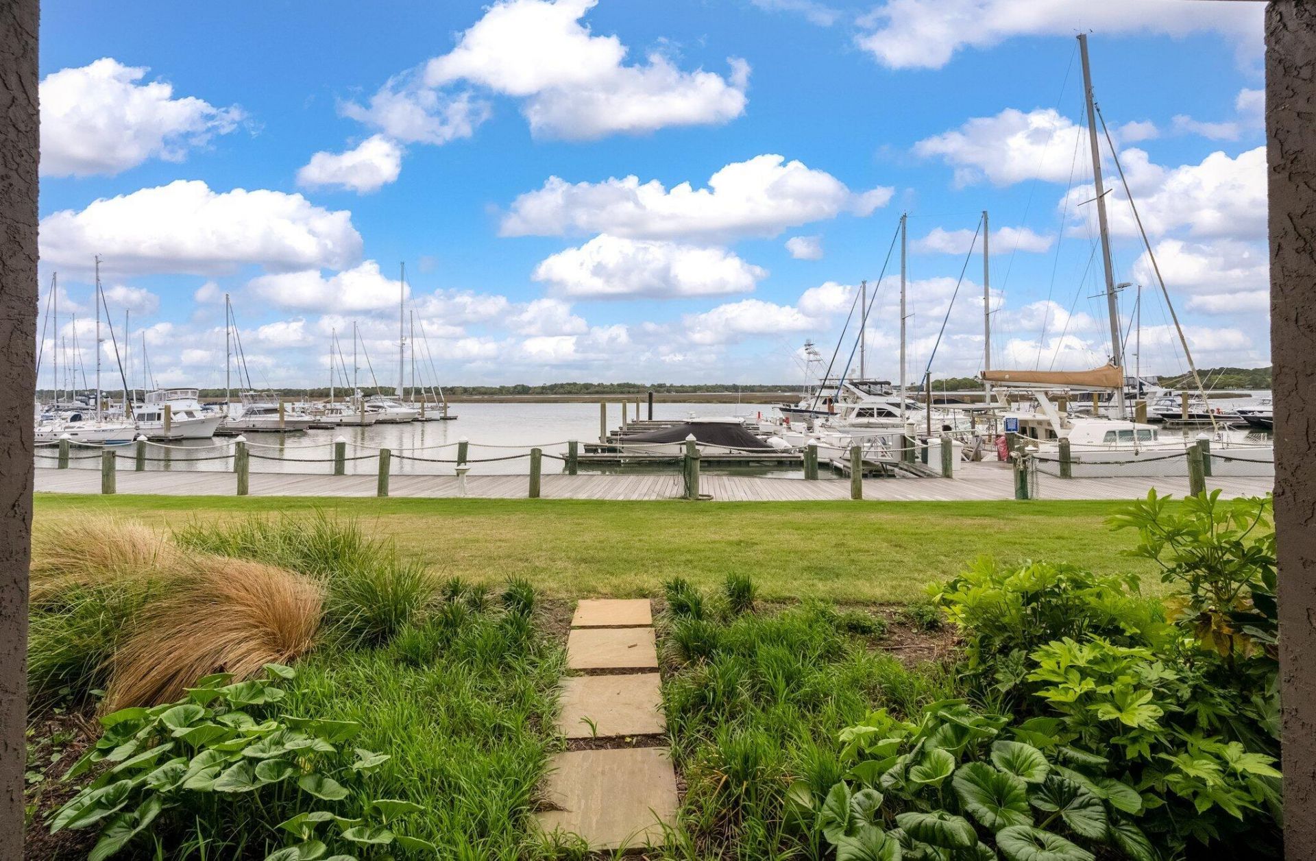 1931 Marsh Oak Lane Photo 35