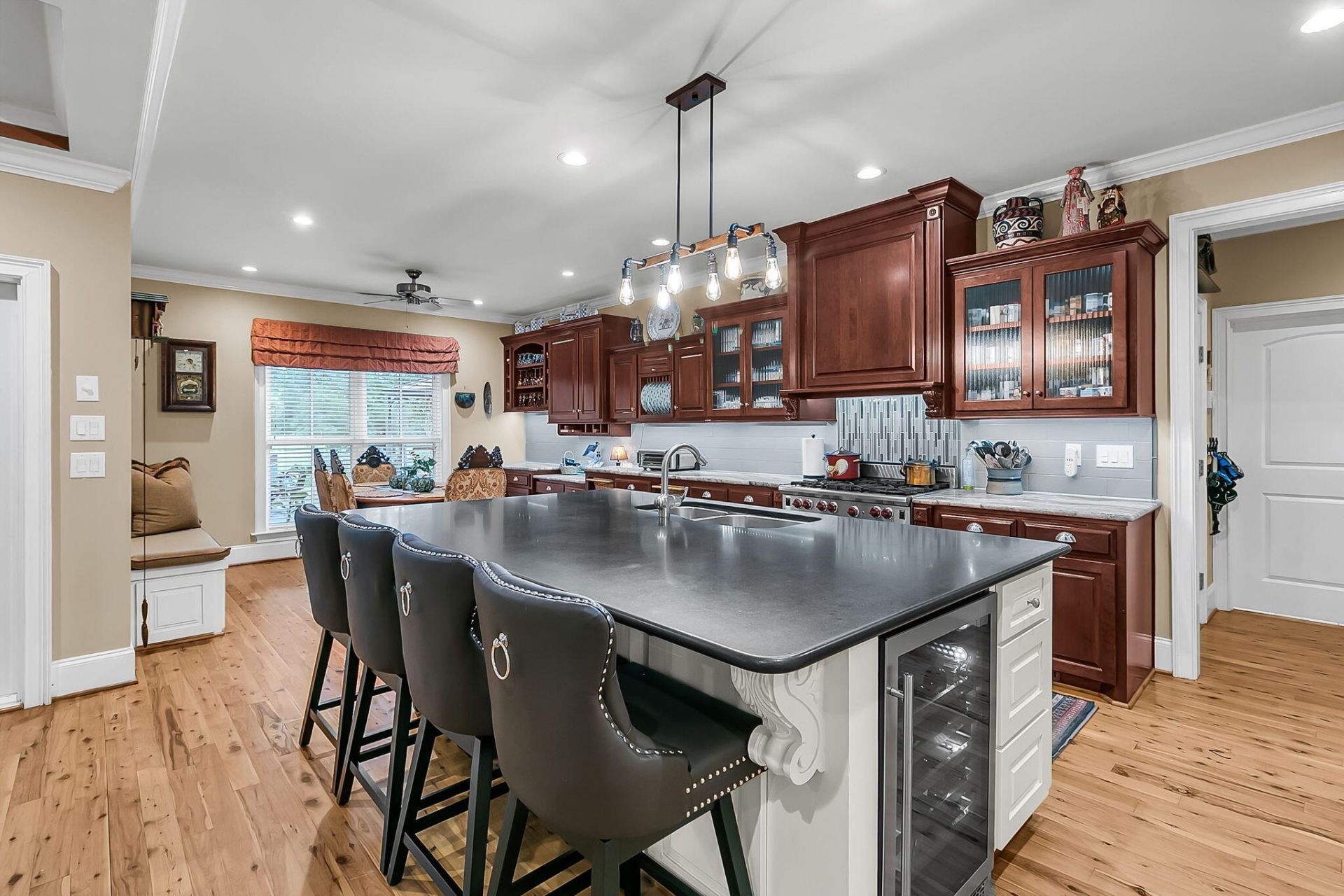 4799 Marshwood Drive Photo 17