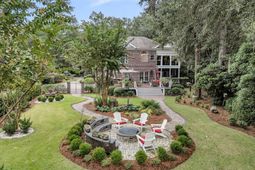 4799 Marshwood Drive photo 4