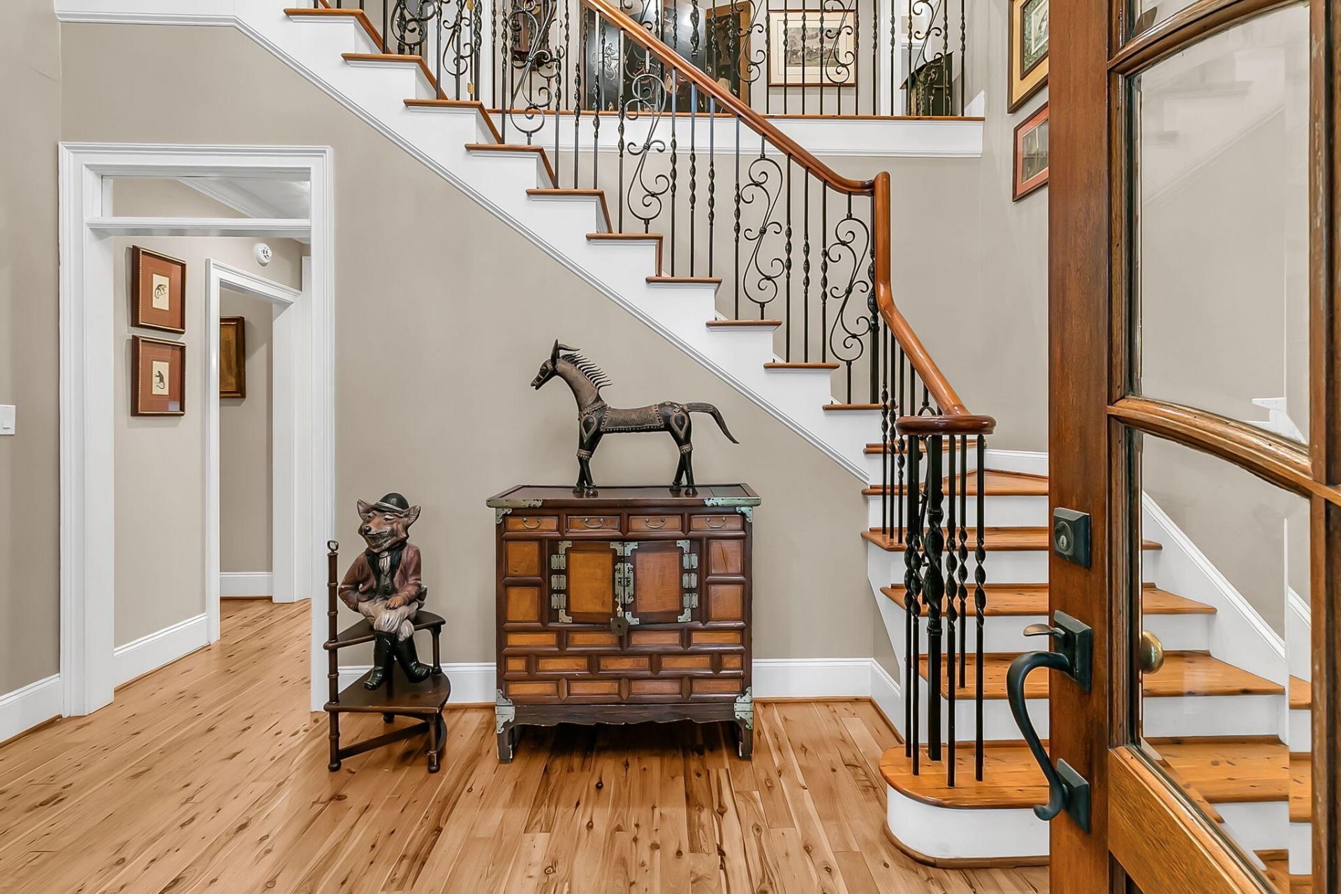 4799 Marshwood Drive Photo 6