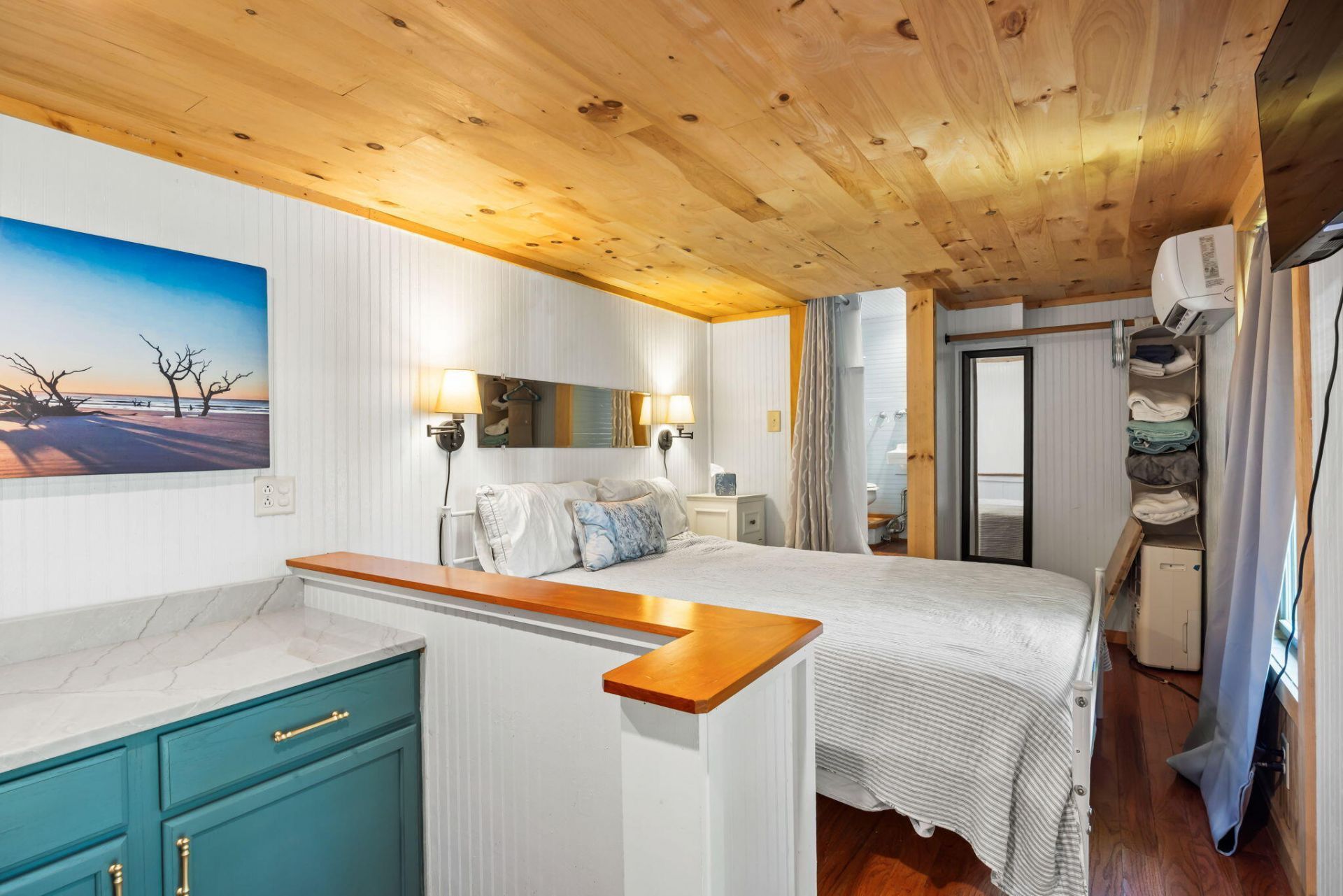 212 E Hudson Avenue Photo 35