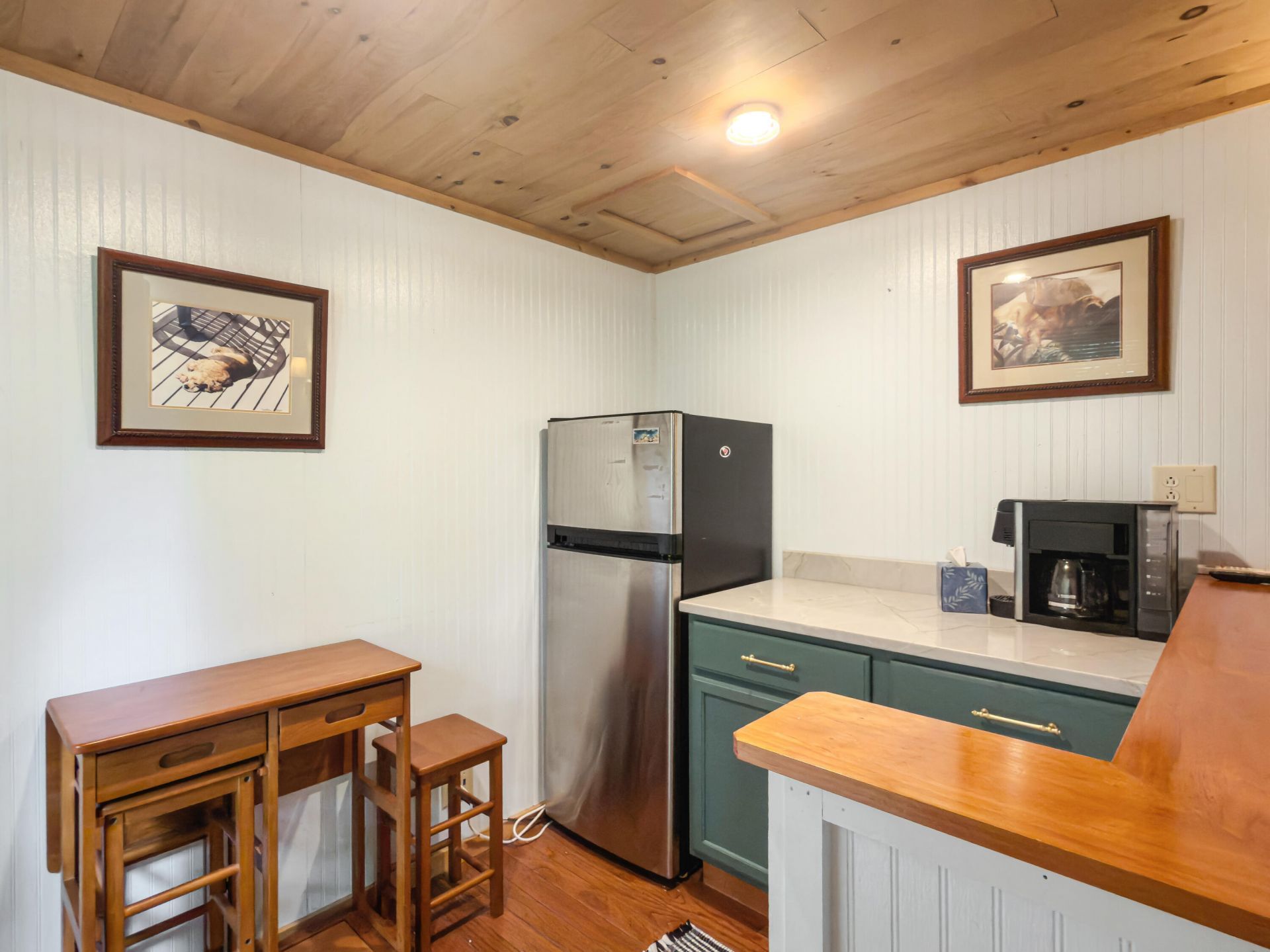 212 E Hudson Avenue Photo 46