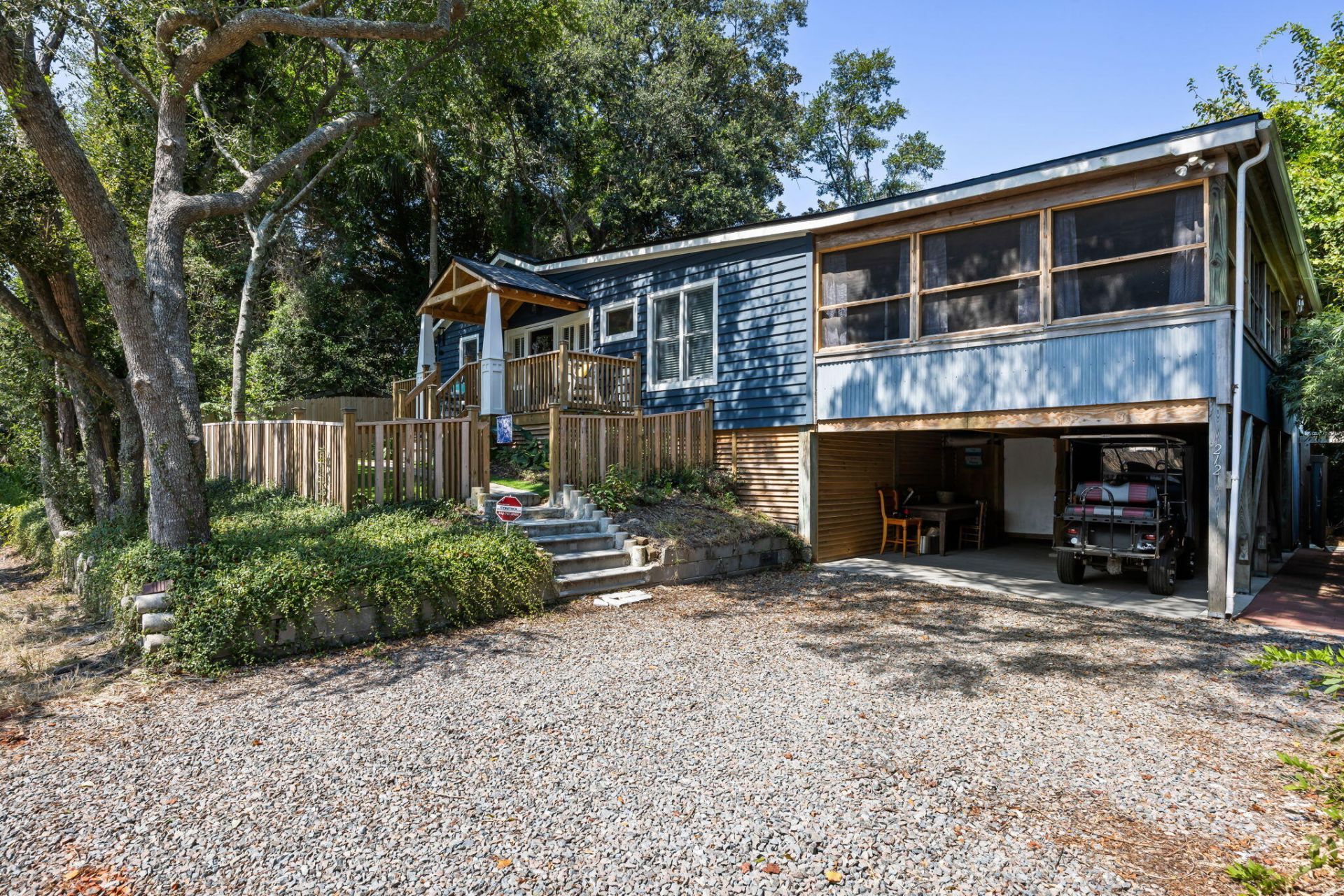 212 E Hudson Avenue Photo 8