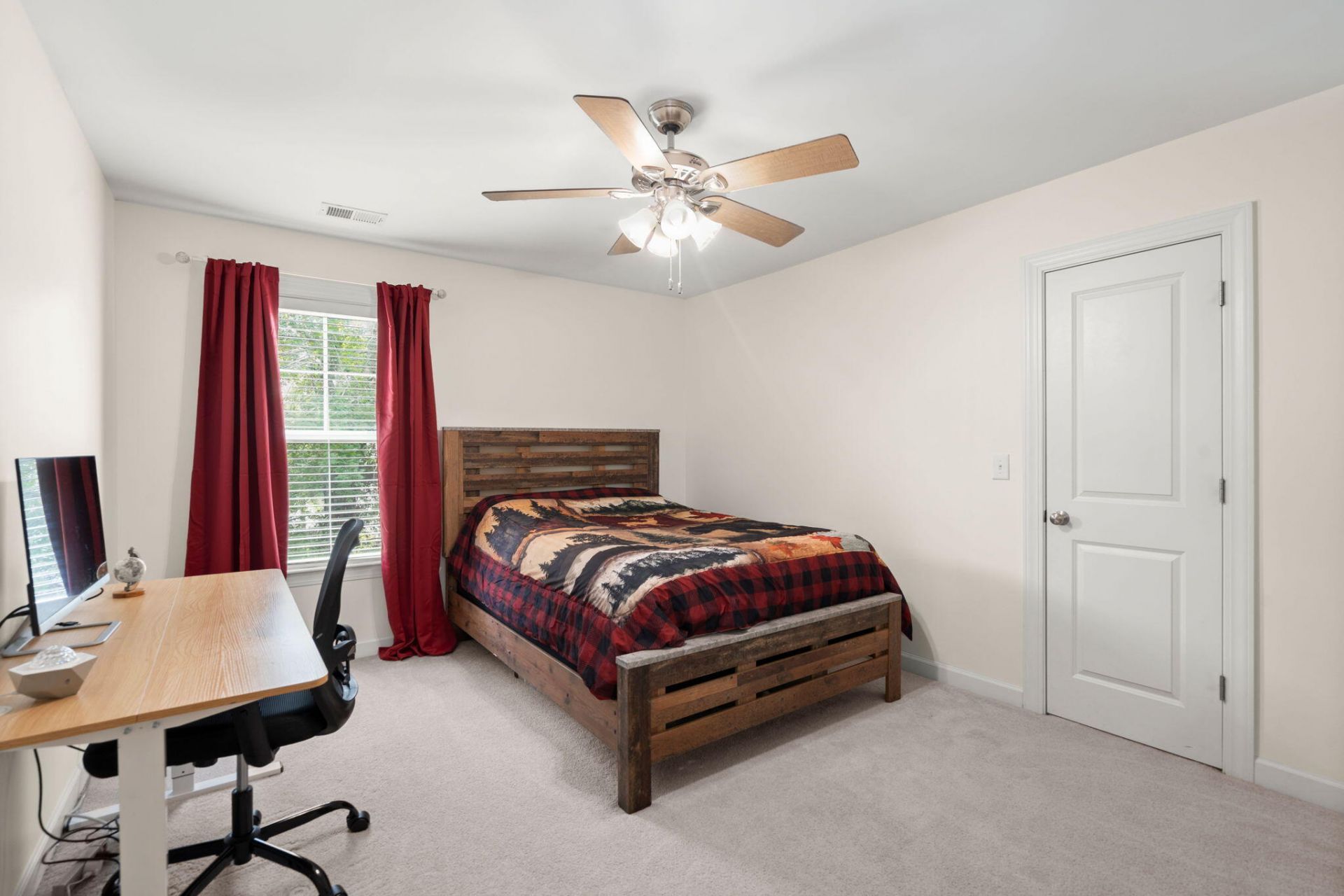 188 Donning Drive Photo 40