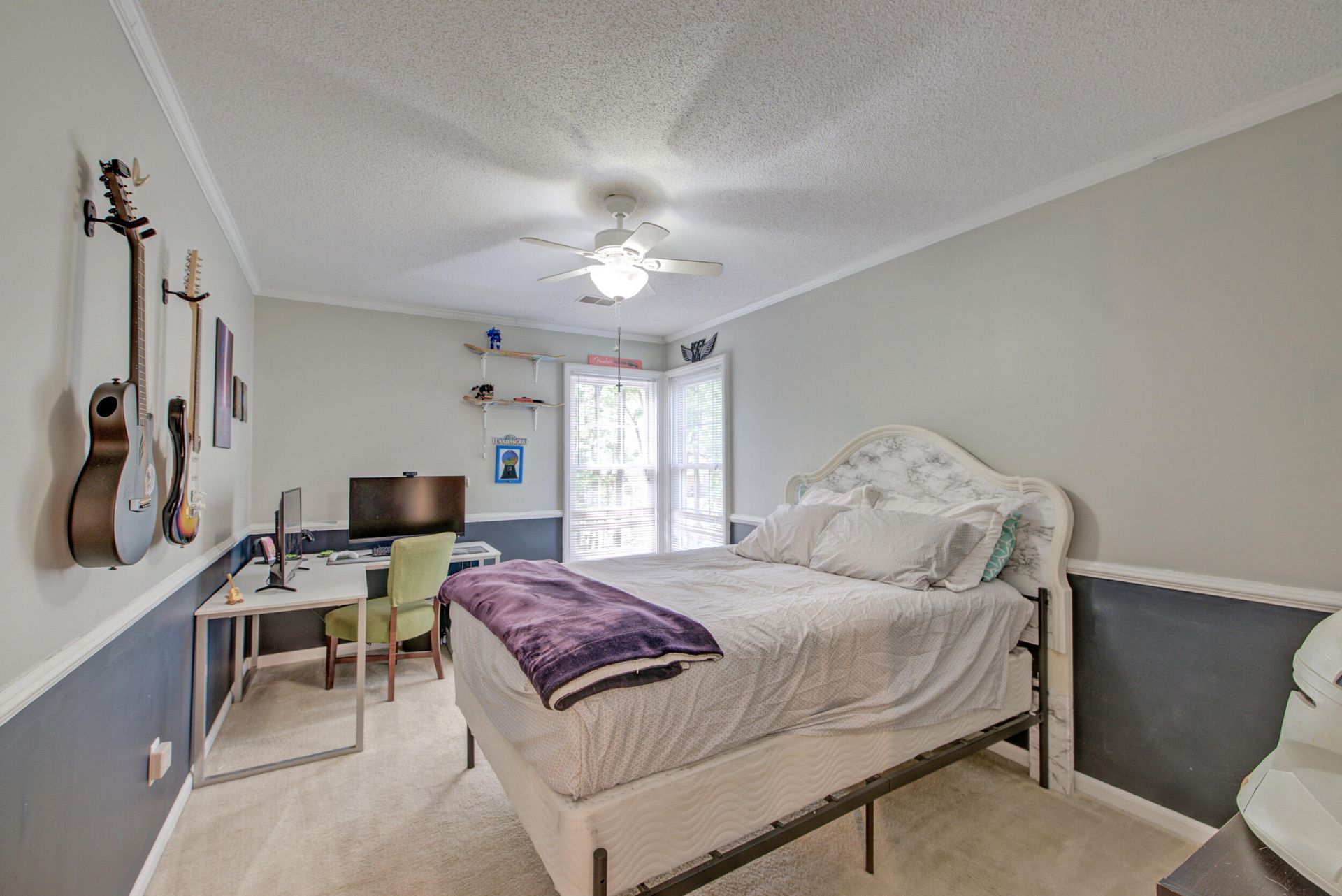 115 Challis Court Photo 28