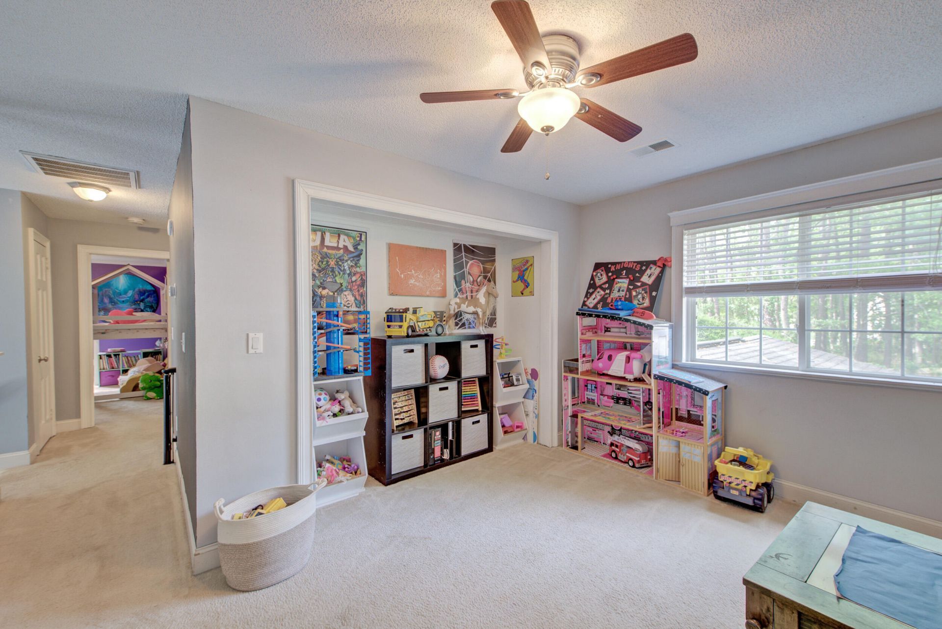 115 Challis Court Photo 36