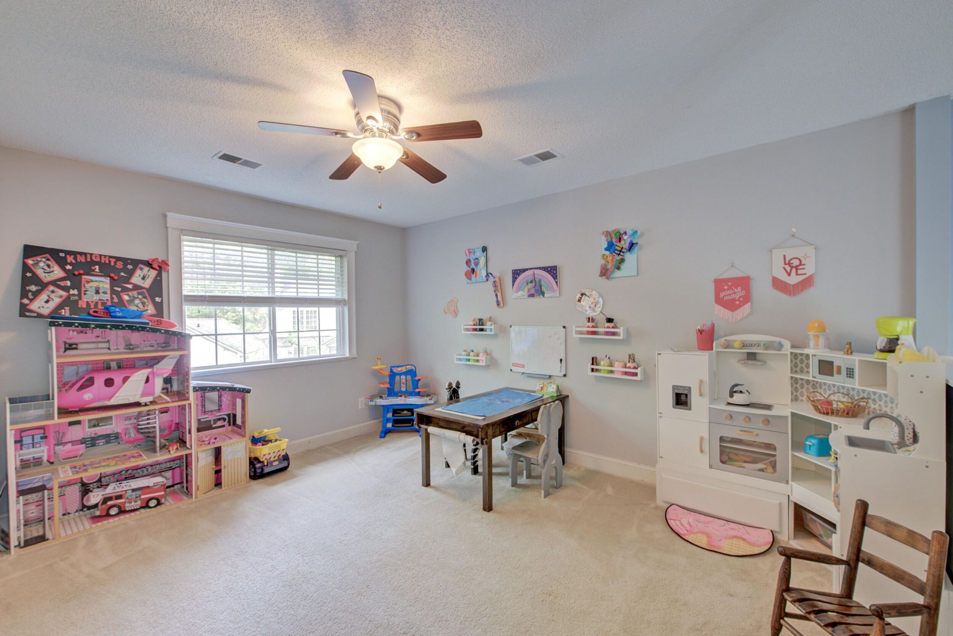 115 Challis Court Photo 37