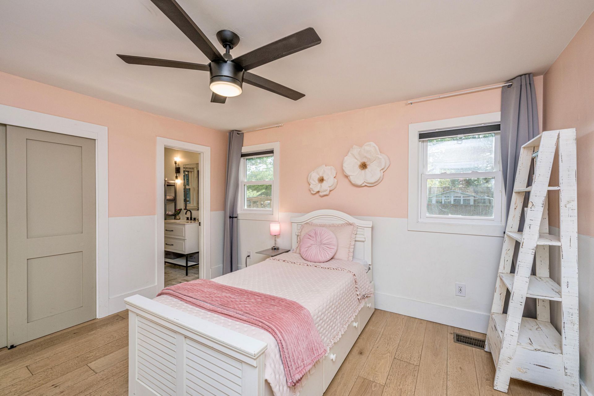 732 Canary Drive Photo 30