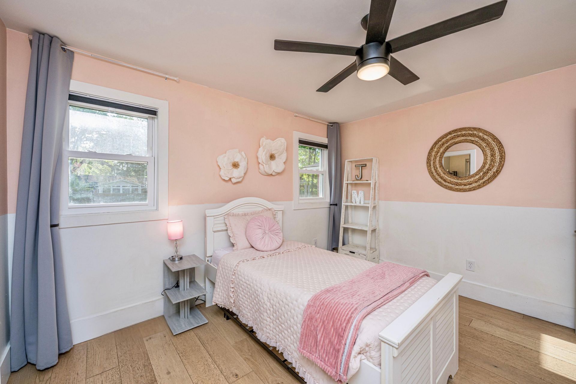 732 Canary Drive Photo 32