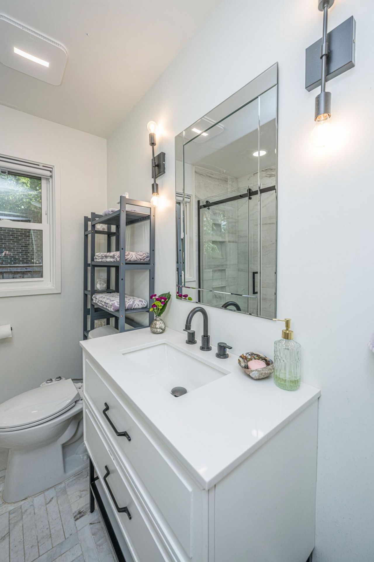 732 Canary Drive Photo 35