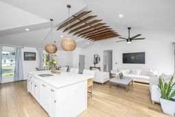 732 Canary Drive photo 4