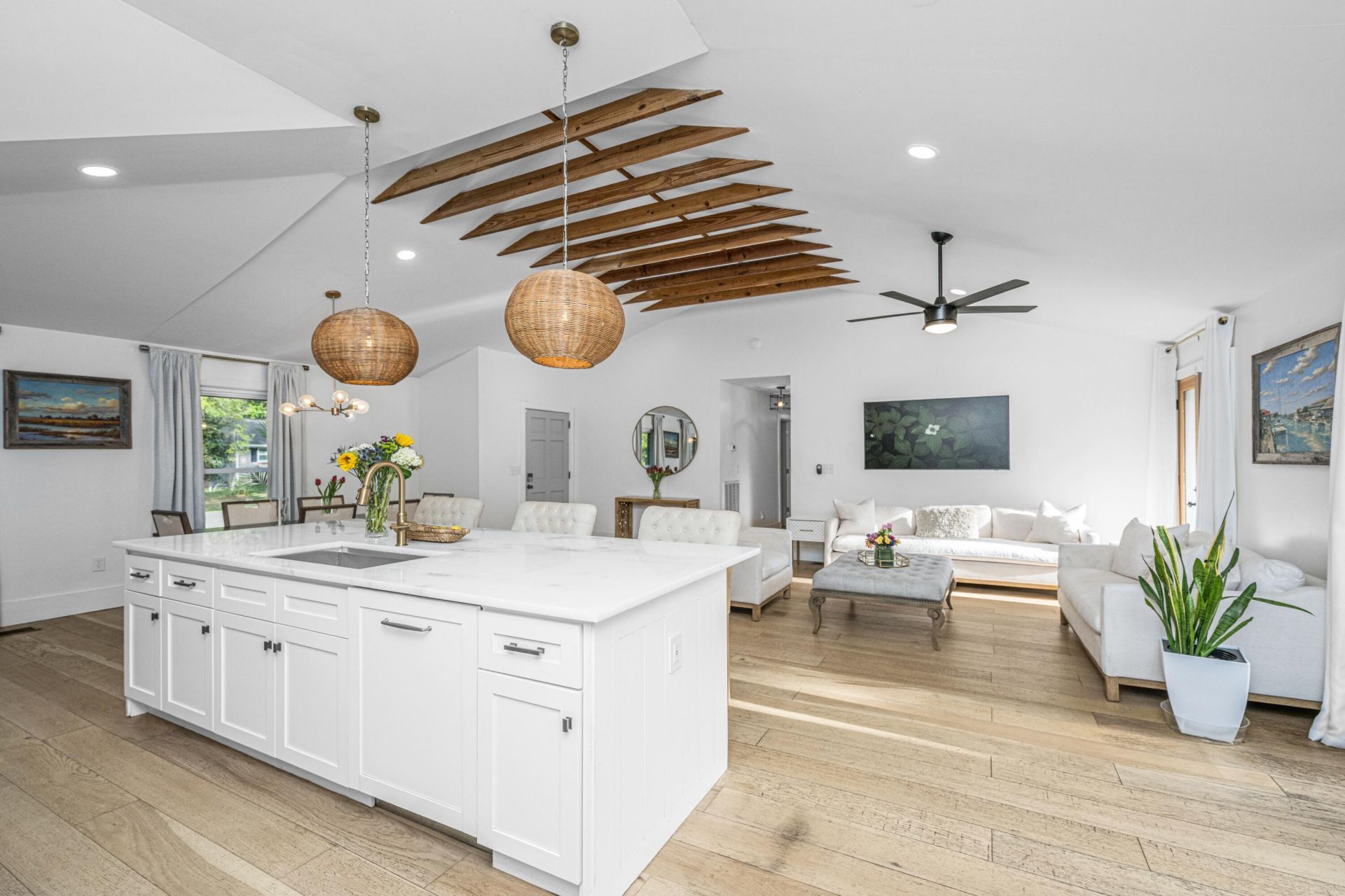 732 Canary Drive Photo 6