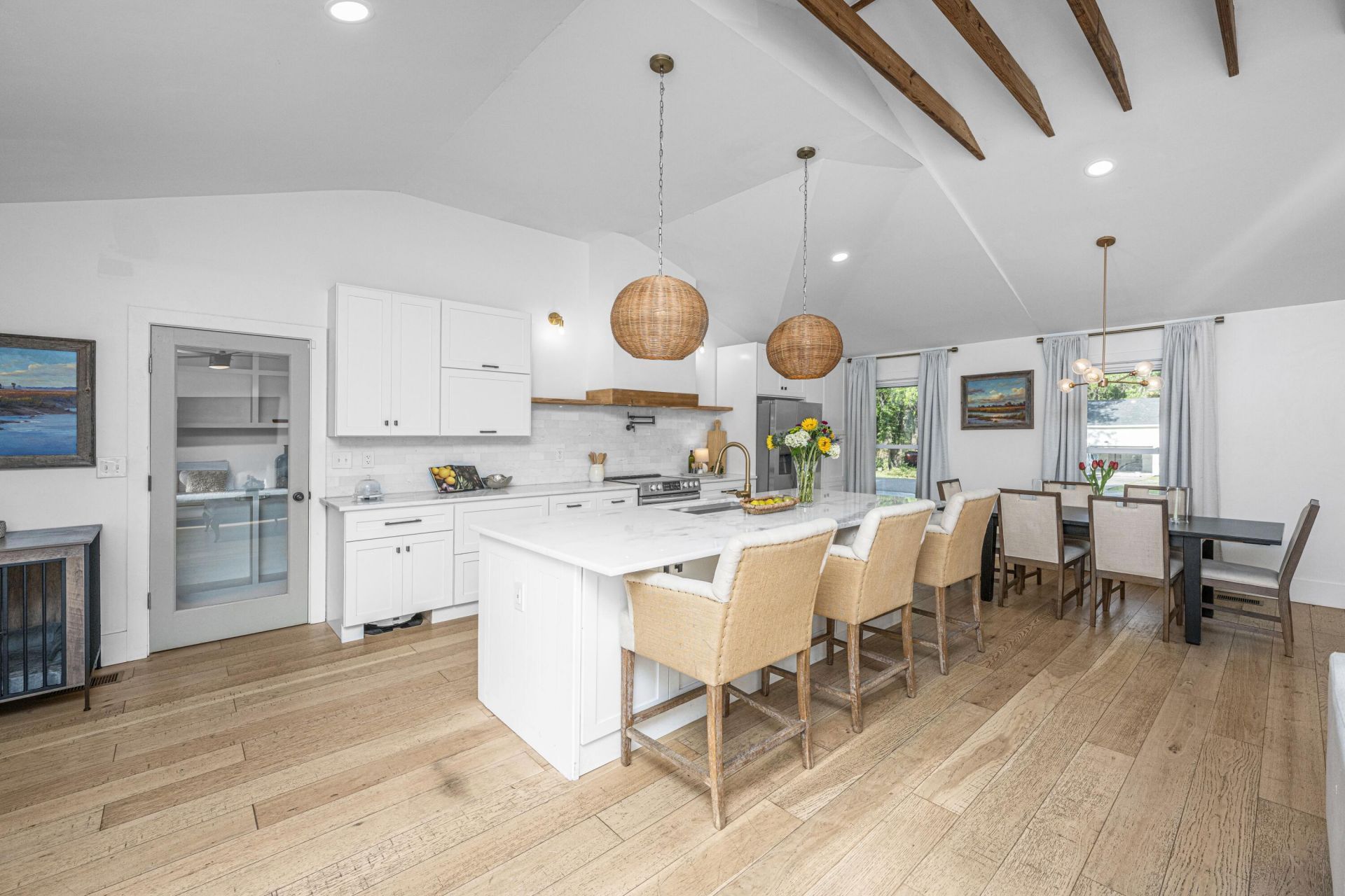 732 Canary Drive Photo 8