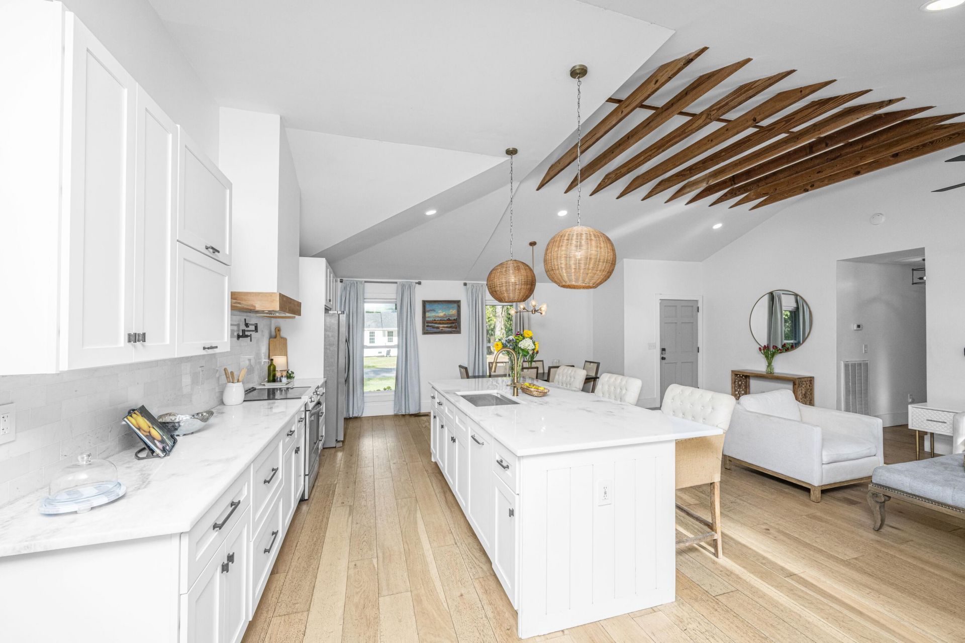 732 Canary Drive Photo 9