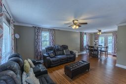 1515 Matilda Circle photo 4