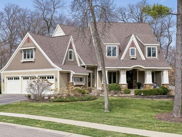 14520 4th Avenue N, Plymouth, MN 55447