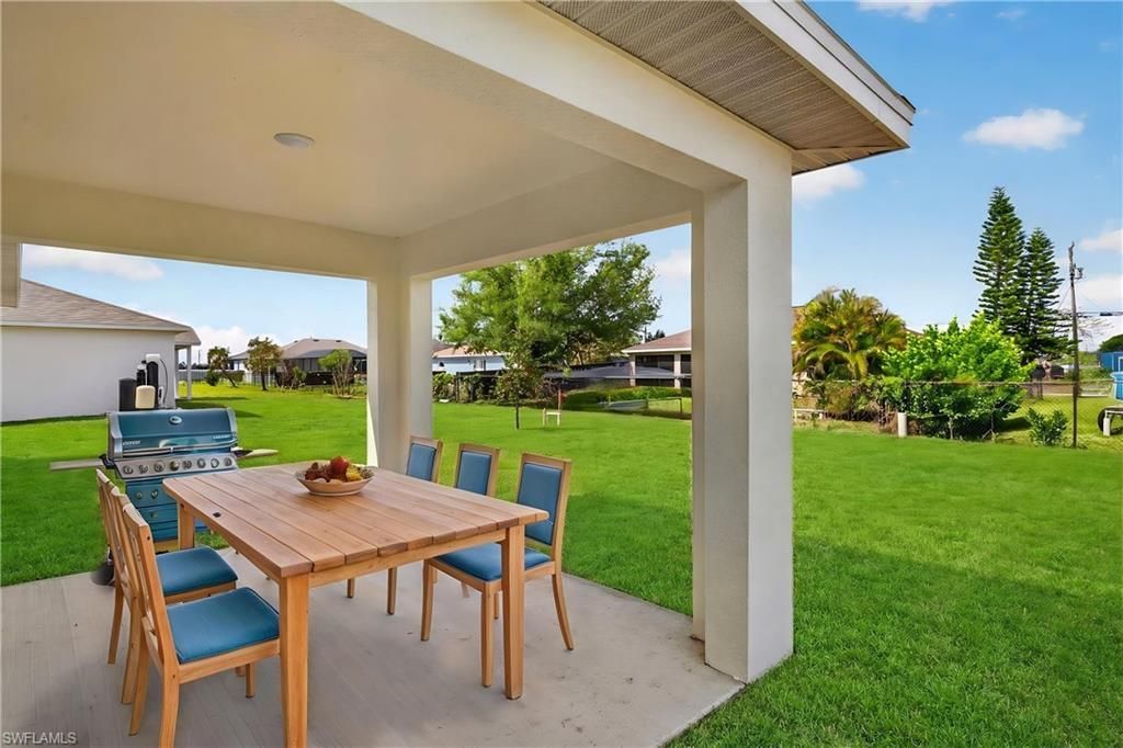 2132 NW 16th Pl, Cape Coral, FL 33993 Photo