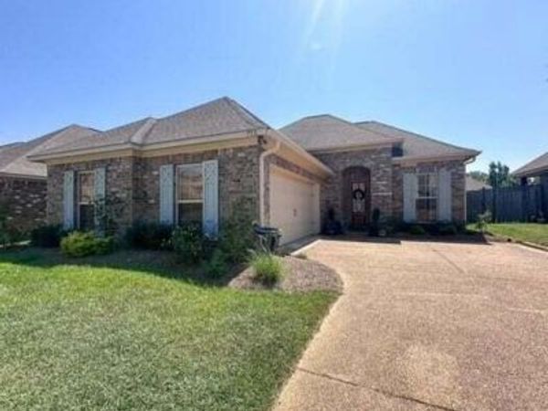715 Chambord Drive, Brandon, MS 39042