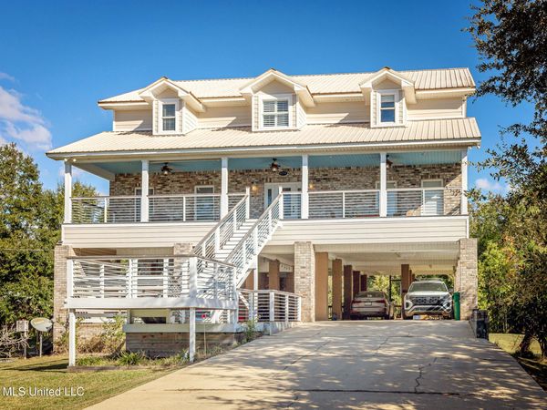 6316 Point Porteaux Road, Ocean Springs, MS 39564