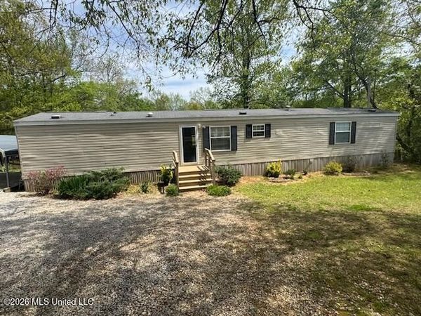 349 W Cox Road, Byhalia, MS 38611