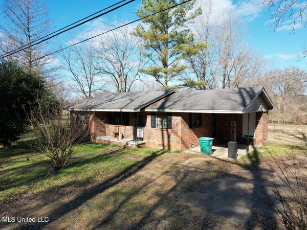 57 S Main Street, Holcomb, MS 38940