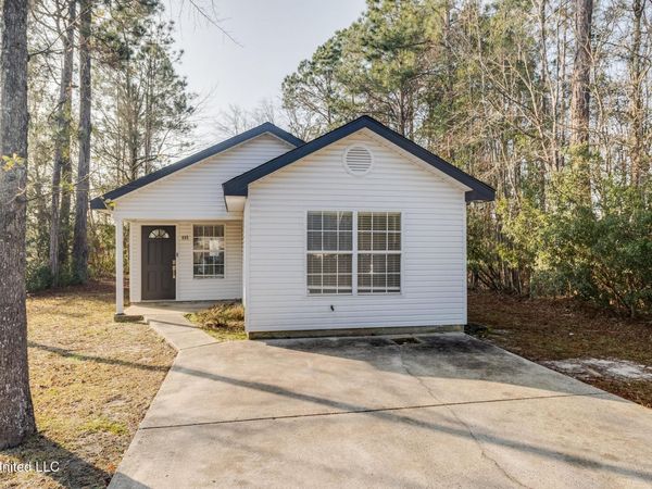 805 Herlihy Street, Waveland, MS 39576