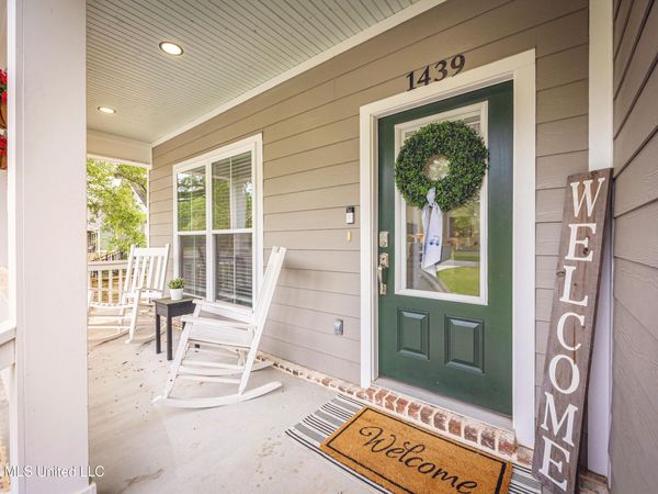 1439 Mantou Street, Pascagoula, MS 39567