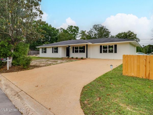 400 N Wilson Boulevard, Gulfport, MS 39503